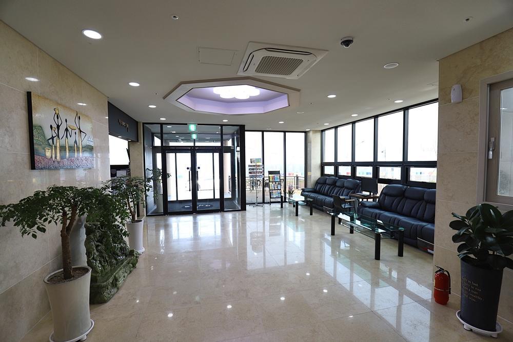 Hotel The Four Hills Jeju Exterior foto